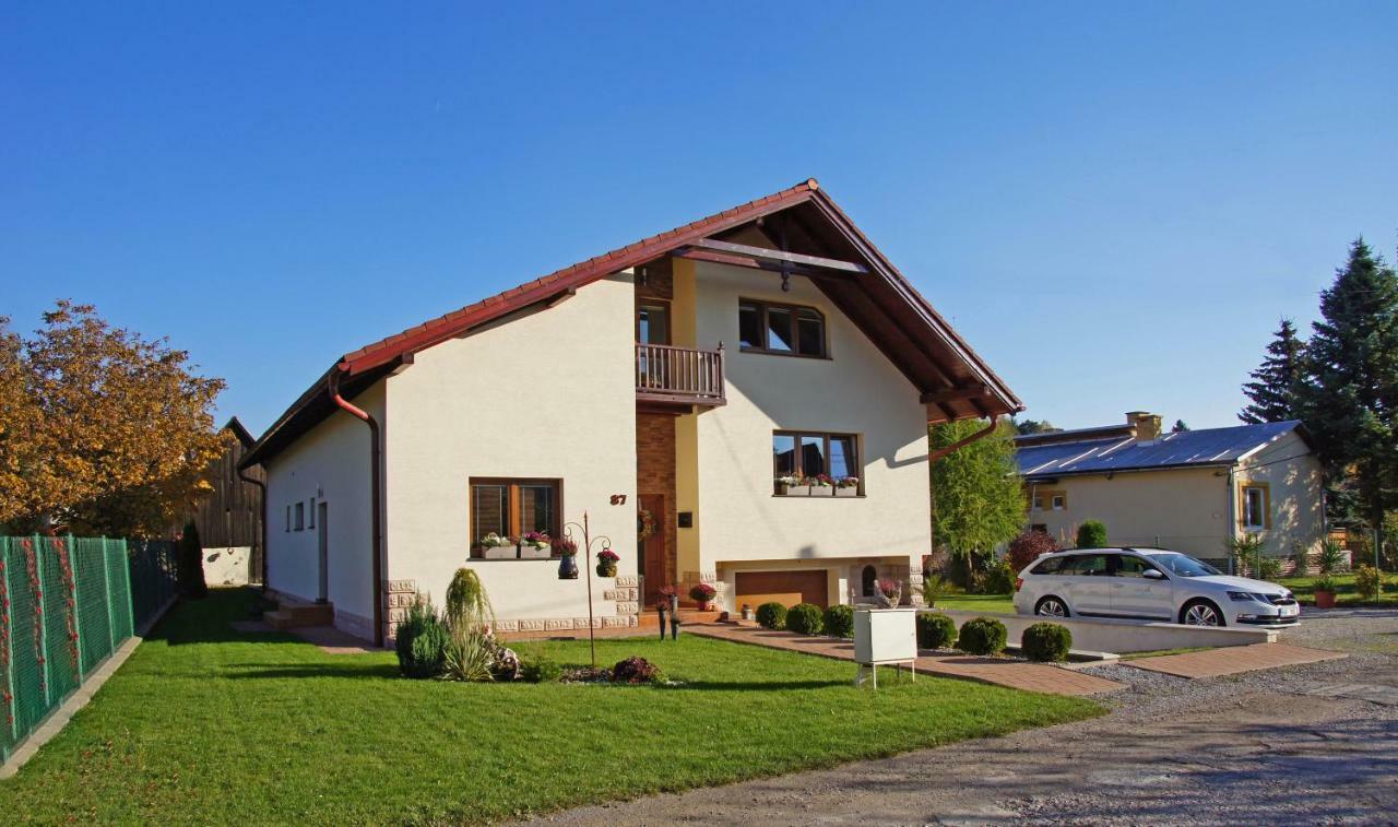 Turčianske Teplice Vila Harmonia מראה חיצוני תמונה