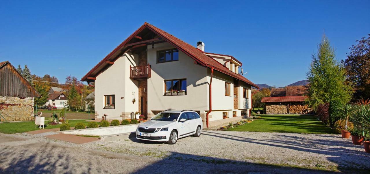 Turčianske Teplice Vila Harmonia מראה חיצוני תמונה